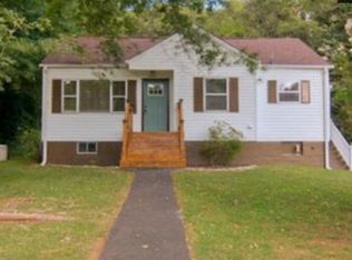 1303 Charles Dr, Knoxville, TN 37918