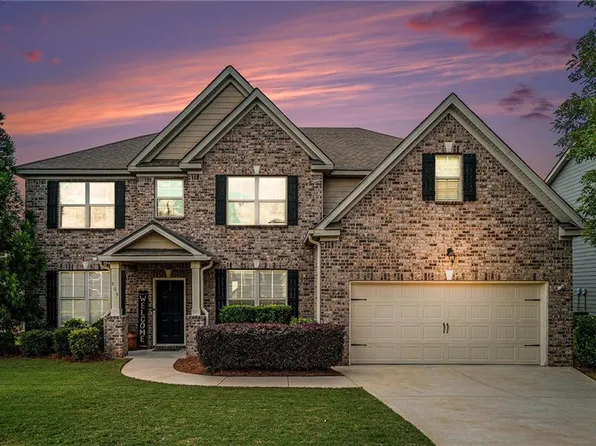 509 Georgia Cir, Loganville, GA 30052