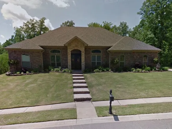 909 Nature Way Dr, Benton, AR 72019