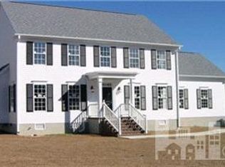 325 Mallard Bay Dr, Hampstead, NC 28443