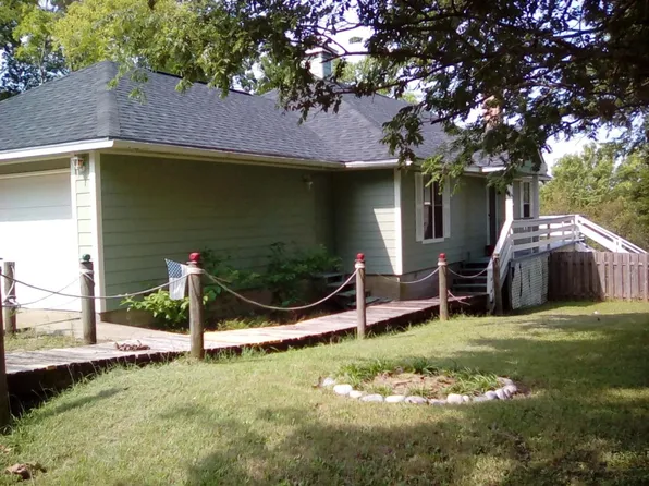12421 Green Ridge Dr, Willis, TX 77318