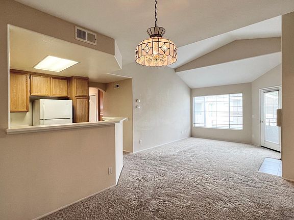 3rd image of 11815 Spruce Run Dr APT A