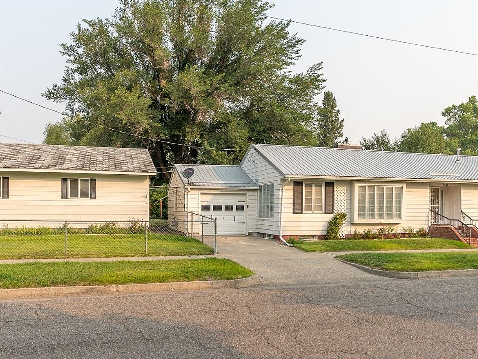 1st image of 1208 W Cambridge Ave