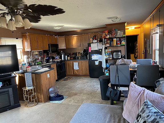 5th image of 3837 Bristol Ln