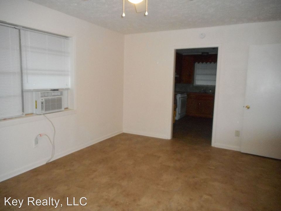 2nd image of 3737 14th St