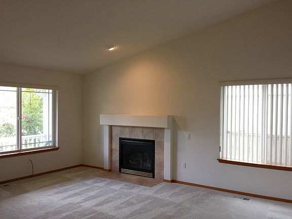 3rd image of 3001 Westside Dr NW