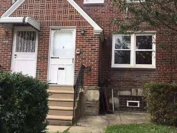 6731 Eastwood St, Philadelphia, PA 19149