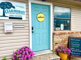 2406 Oakhurst Dr, Ada, OK 74820