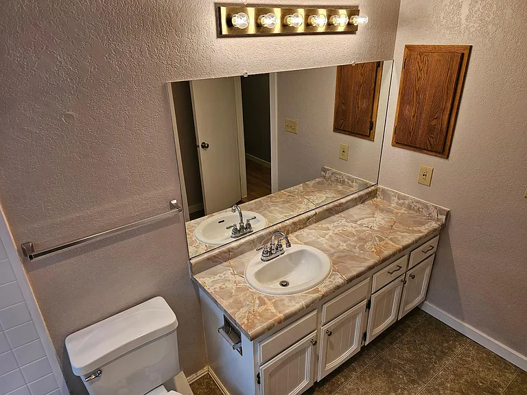 2517 NE 4th St #514 — Photo 20