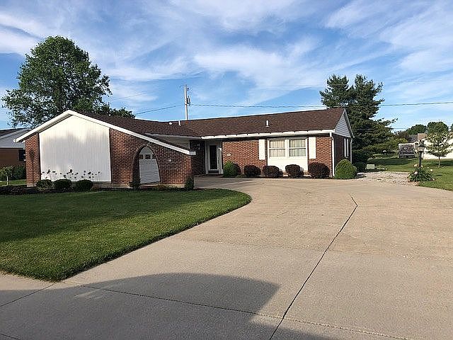 1st image of 281 Monterey Dr