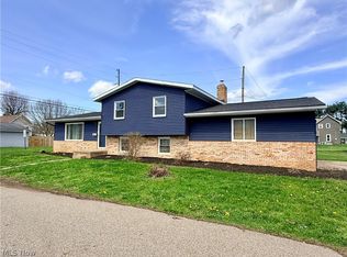 123 5th St NE, Strasburg, OH