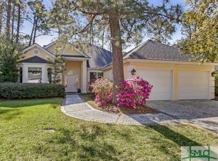 8 Pine Shadow Ct, Savannah, GA 31411