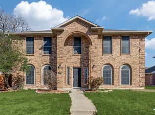 6814 Silver Lake Dr, Rowlett, TX 75089