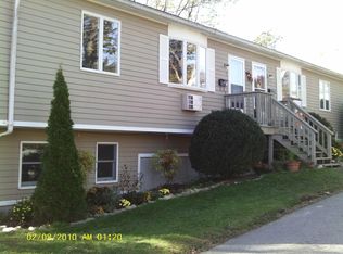 7 Dimasi Ct, West Warwick, RI 02893