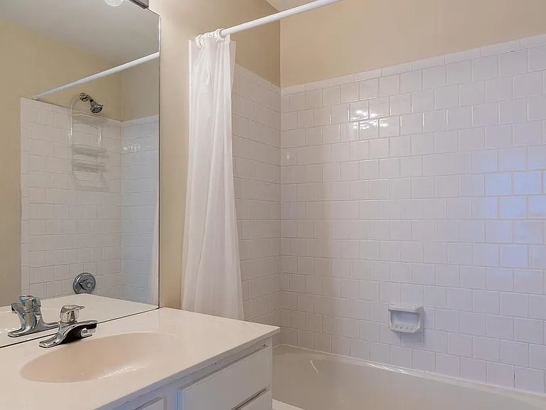 21773 Baldwin Sq — Photo 18