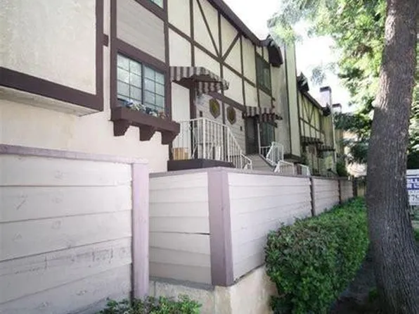 21930 Valerio St APT 9, Canoga Park, CA 91303