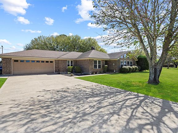 3rd image of 11546 Davidson Rd