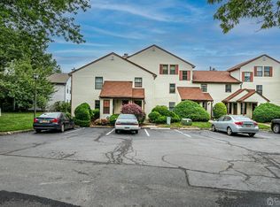 402 Woodbridge Commons Way, Iselin, NJ 08830
