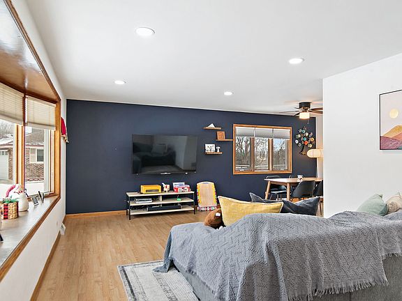 4th image of 2021 W Spring Ridge Dr