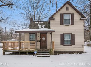 301 Delano St, Allegan, MI 49010