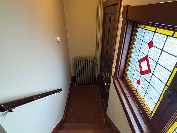 5th image of 3505 Saint Lawrence Ave APT 1