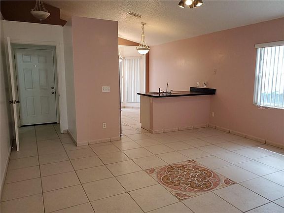 4th image of 7827 Sagebrush Pl
