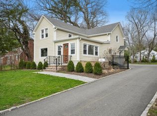 64 Shunpike Rd, Madison, NJ 07940