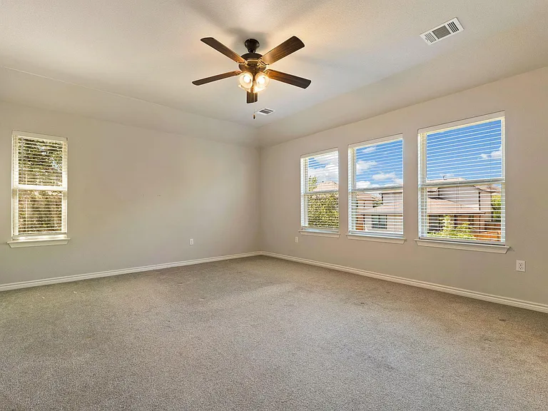9010 Gage Dr — Photo 15