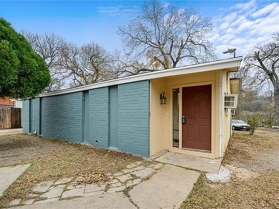 2nd image of 1108 Jolena Cir
