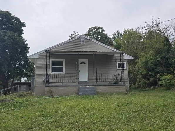 229 N Hoernerstown Rd, Hummelstown, PA 17036