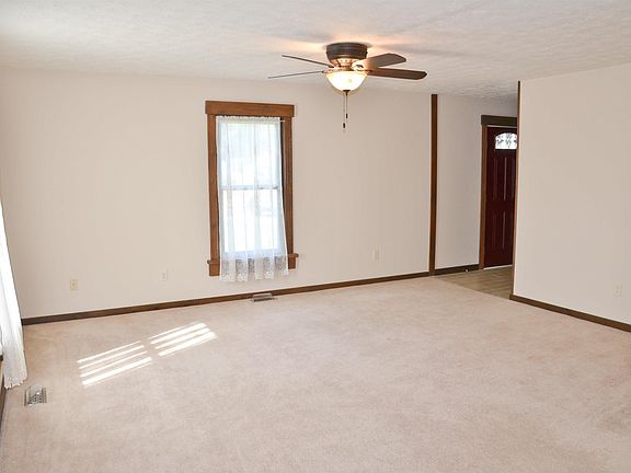 3rd image of 60 Joye Ct