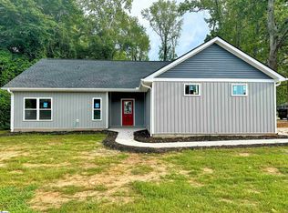 122 W Belvedere Rd, Greenville, SC 29605