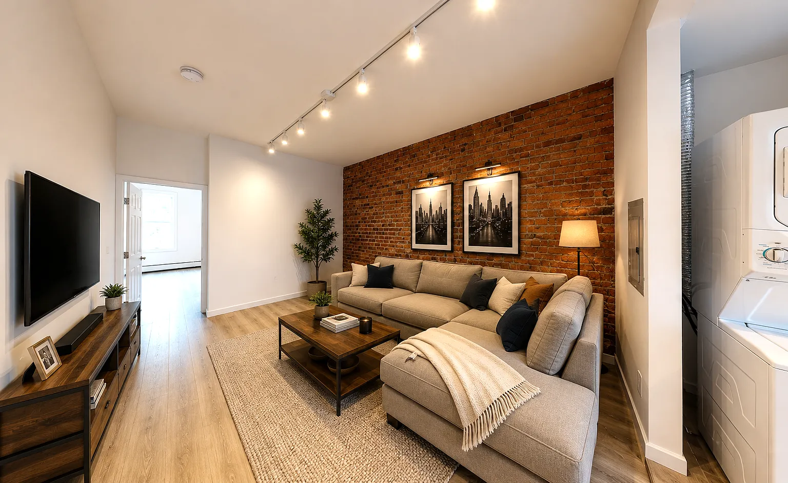 1 bed, 650 sqft, $3,200 — Photo 3