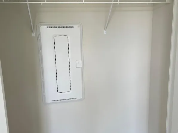 126 Kinross Ln, Fredericksburg, VA 22401