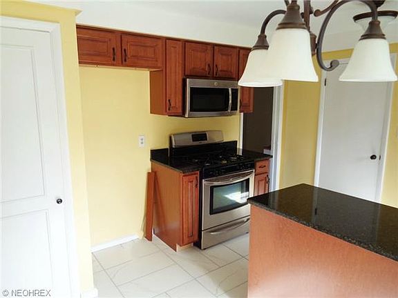 5th image of 4916 Nan Linn Dr