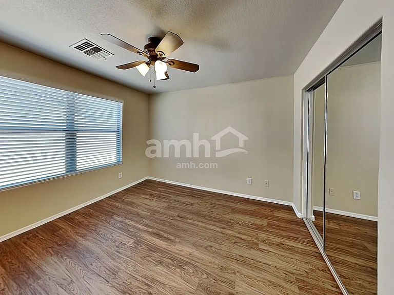 9454 W Virginia Ave — Photo 7