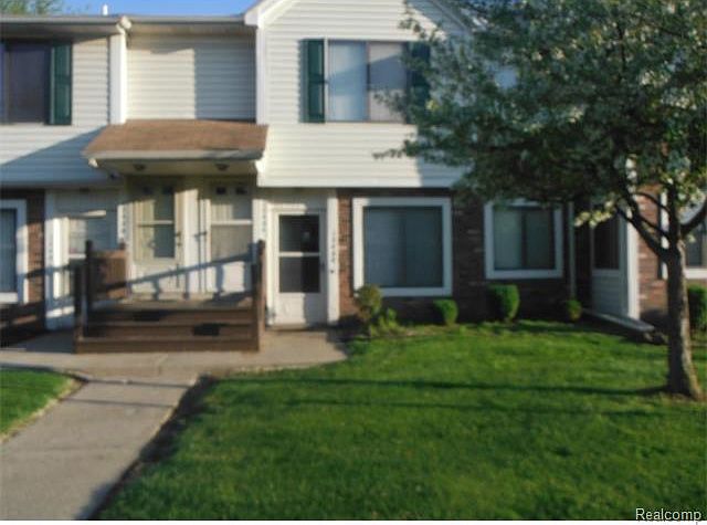 1st image of 17430 Utica Oaks Ln