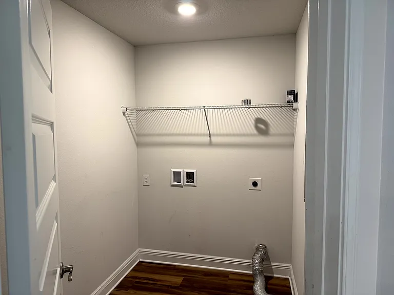 1333 Fairchild St — Photo 6