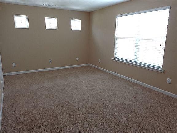 5th image of 3-221 Hiawassee Dr #3