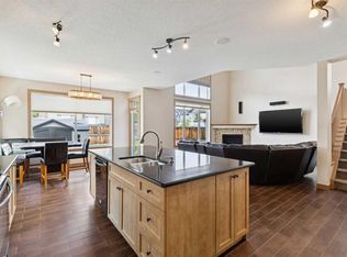 47 E Silverado Skies Mnr SW, Calgary, AB T2X0K3