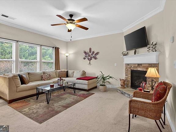 2nd image of 5365 Rialto Way