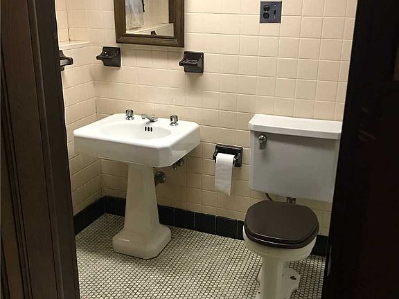 4th image of 7835 78th St