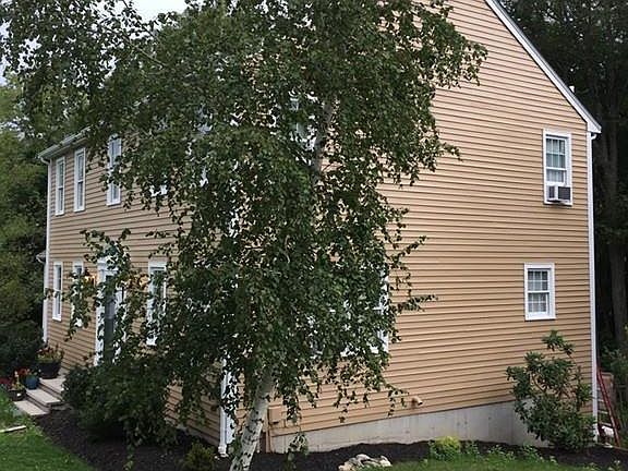 2nd image of 5 Farmington Dr #0