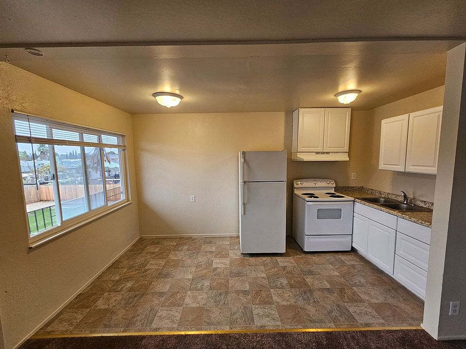 1st image of 9635 Plymouth St #5