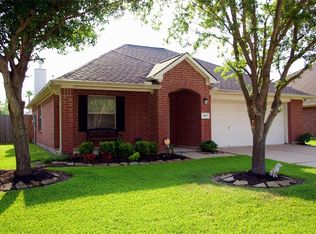 4106 Seminole Dr, Pearland, TX 77584