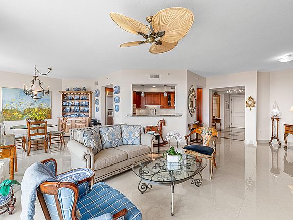 5th image of 3610 Gardens Parkway #602a