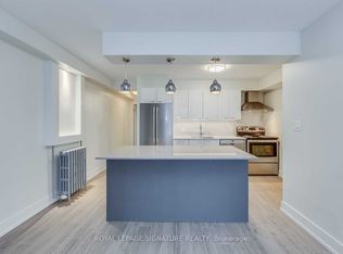 1089 Broadview Ave #2, Toronto, ON M4K 2S4