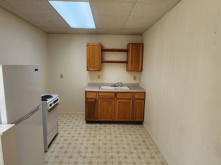 623 Jefferson Ave — Photo 7