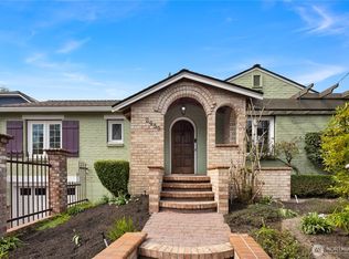 2459 24th Ave E, Seattle, WA 98112