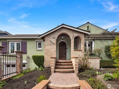 2459 24th Avenue E, Seattle, WA, 98112